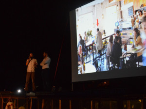 FOTO: První olomoucká venkovní PechaKucha Night v přístavišti se i přes nepřízeň počasí vyvedla