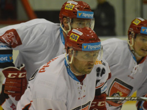 FOTOGALERIE: Mora padla s Hradcem. Hosté rozhodli ve třetí třetině