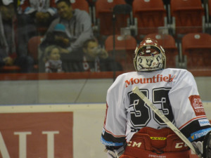 FOTOGALERIE: Mora padla s Hradcem. Hosté rozhodli ve třetí třetině