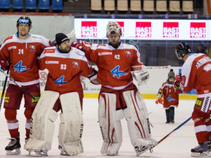 FOTOGALERIE: Kohouti přehráli doma tygry z Liberce 4:1, krásnými góly se zaskvěli Laš a Burian