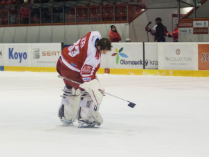 Naděje na play-off žije! Kohouti vyprovodili ze svého ledu Pardubice pěti góly