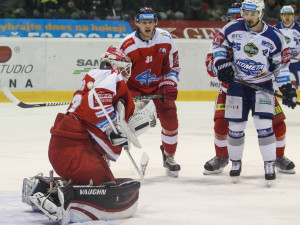 Kohouti nastříleli Kometě sedm gólů a stále živí naději na nejlepší šestku