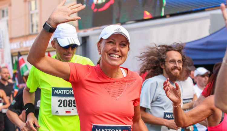 Každý z běžců je vítěz! Podívejte se na fotky ze včerejšího půlmaratonu