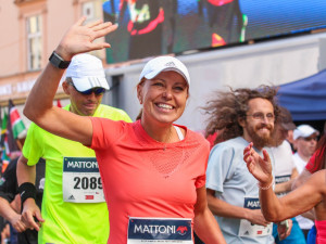 Každý z běžců je vítěz! Podívejte se na fotky ze včerejšího půlmaratonu