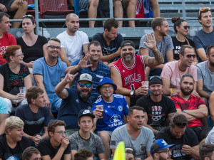 FOTOGALERIE: Celý stadion jim tleskal vestoje. Sigma ukázala, že vyhrát proti Seville není nemožné