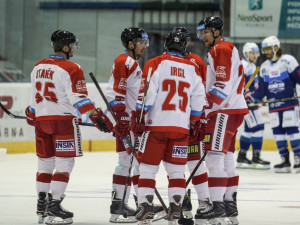 FOTOGALERIE: Mora byla Kometě rovnocenným soupeřem, padla s ní až v nájezdech