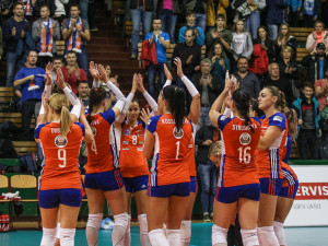 FOTOGALERIE: Dva body. Tolik chybělo olomouckým volejbalistkám k triumfu v Lize mistryň nad Albou Blaj