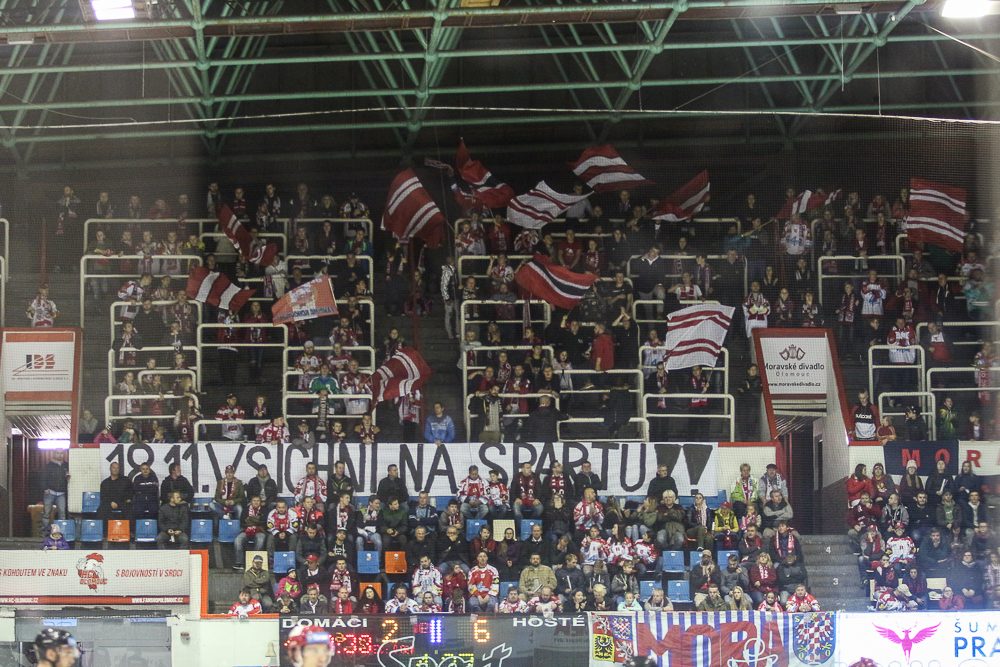 Čtvrtá prohra Kohoutů v řadě. Olomouc podlehla Třinci 3:6