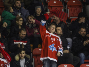 FOTOGALERIE: Hokejisté Olomouce porazili s přehledem Litvínov 3:1, zápas se protáhl kvůli opravě plexiskla