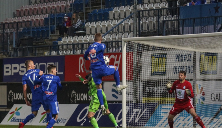 FOTOGALERIE: Sigma dostala doma naloženo od Mladé Boleslavi 0:4, Komličenko dal hattrick