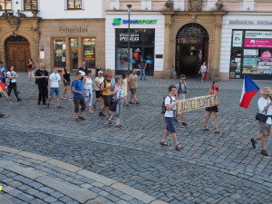 FOTOGALERIE: Na Horní náměstí přišly stovky lidí podpořit nezávilost justice, demonstrovalo se po celé republice