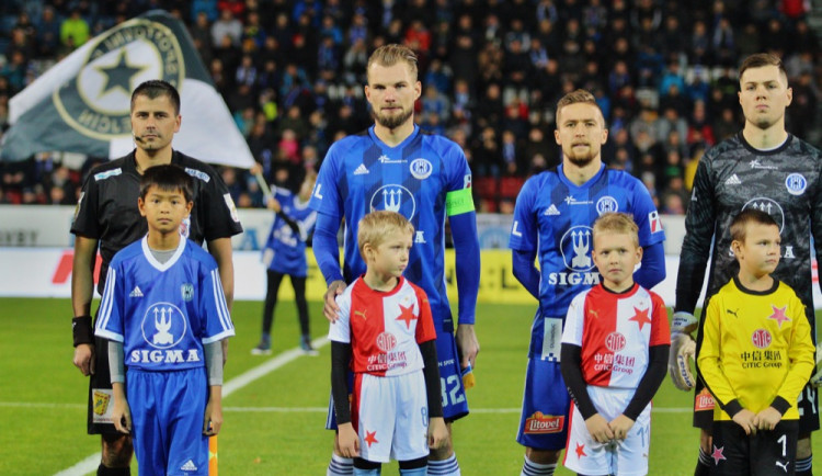FOTOGALERIE: Sigma remizovala doma se Slavií 0:0, ta ztratila body poprvé po osmi zápasech