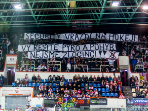 FOTOGALERIE:  Liberec skolil na domácím ledě Moru gólem v poslední minutě