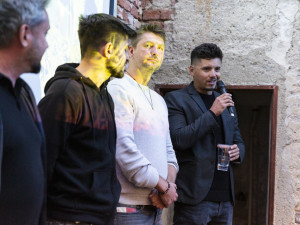 Vernisáž a promítání dokumentu Nitěnky - Příběh bez předsudků