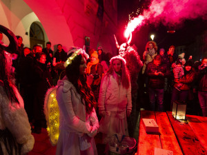Démonická Krampus show v centru Olomouce