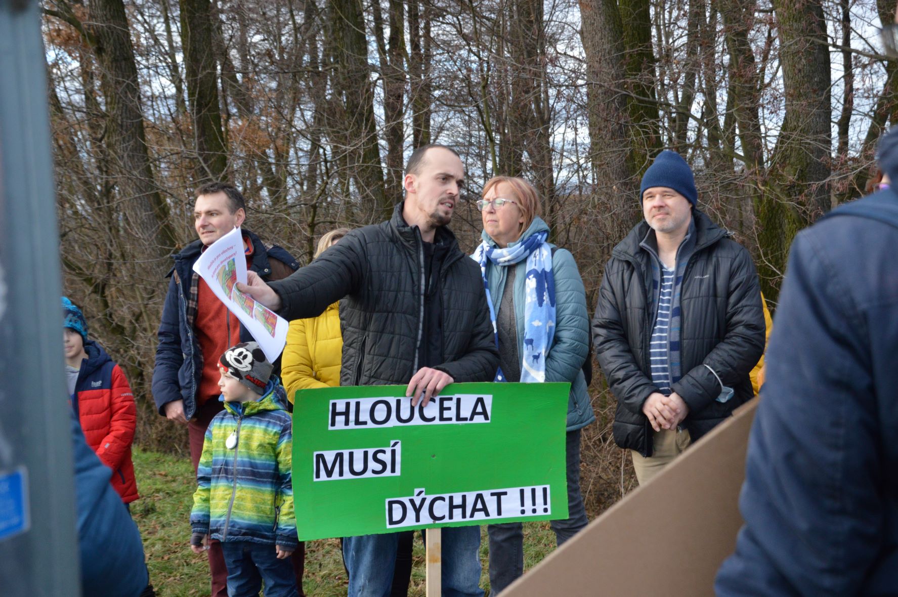 Více zeleně, méně betonu! Hloučela musí dýchat!