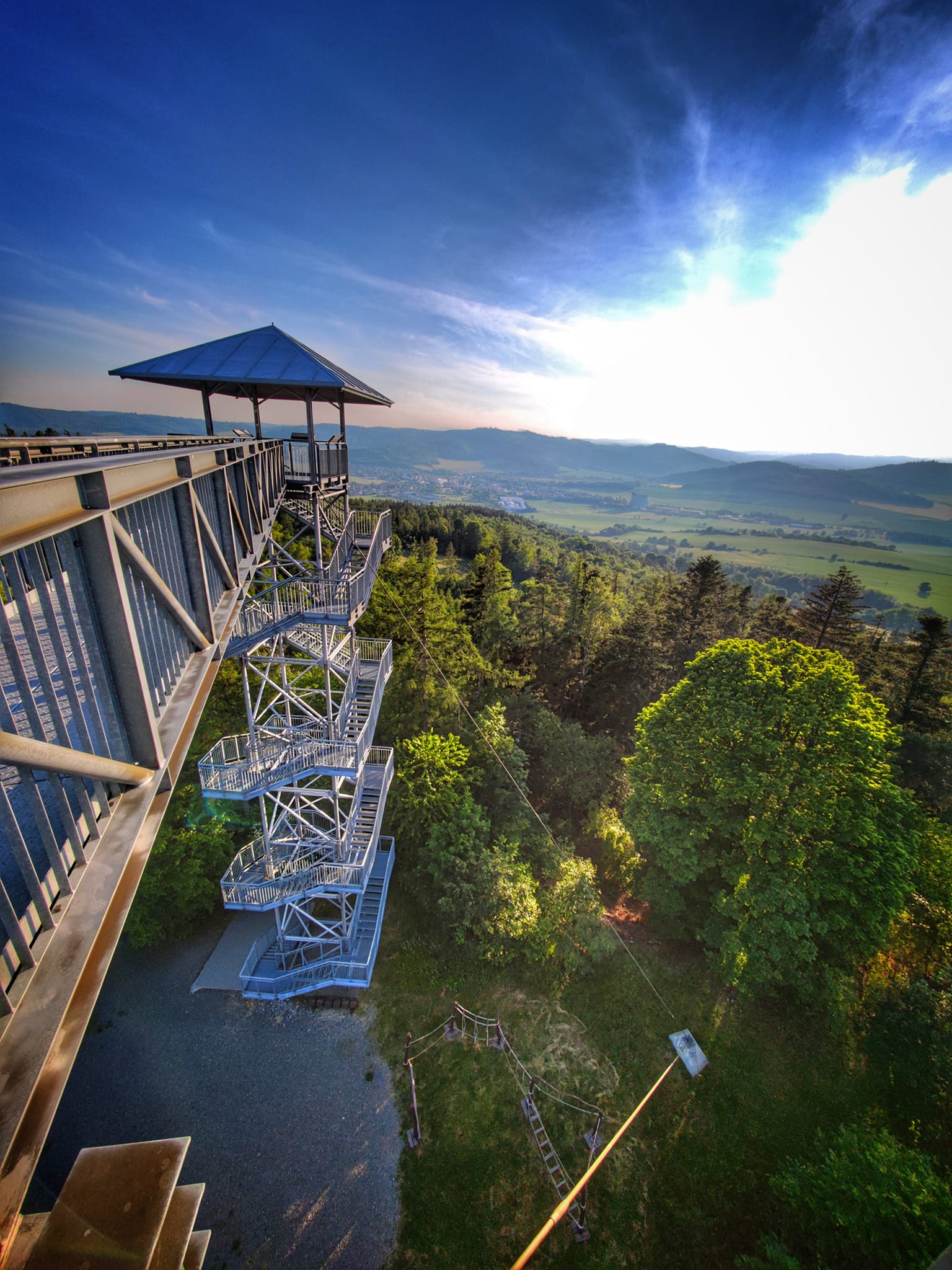 FOTOGALERIE: Rozhledna Hraniční vrch