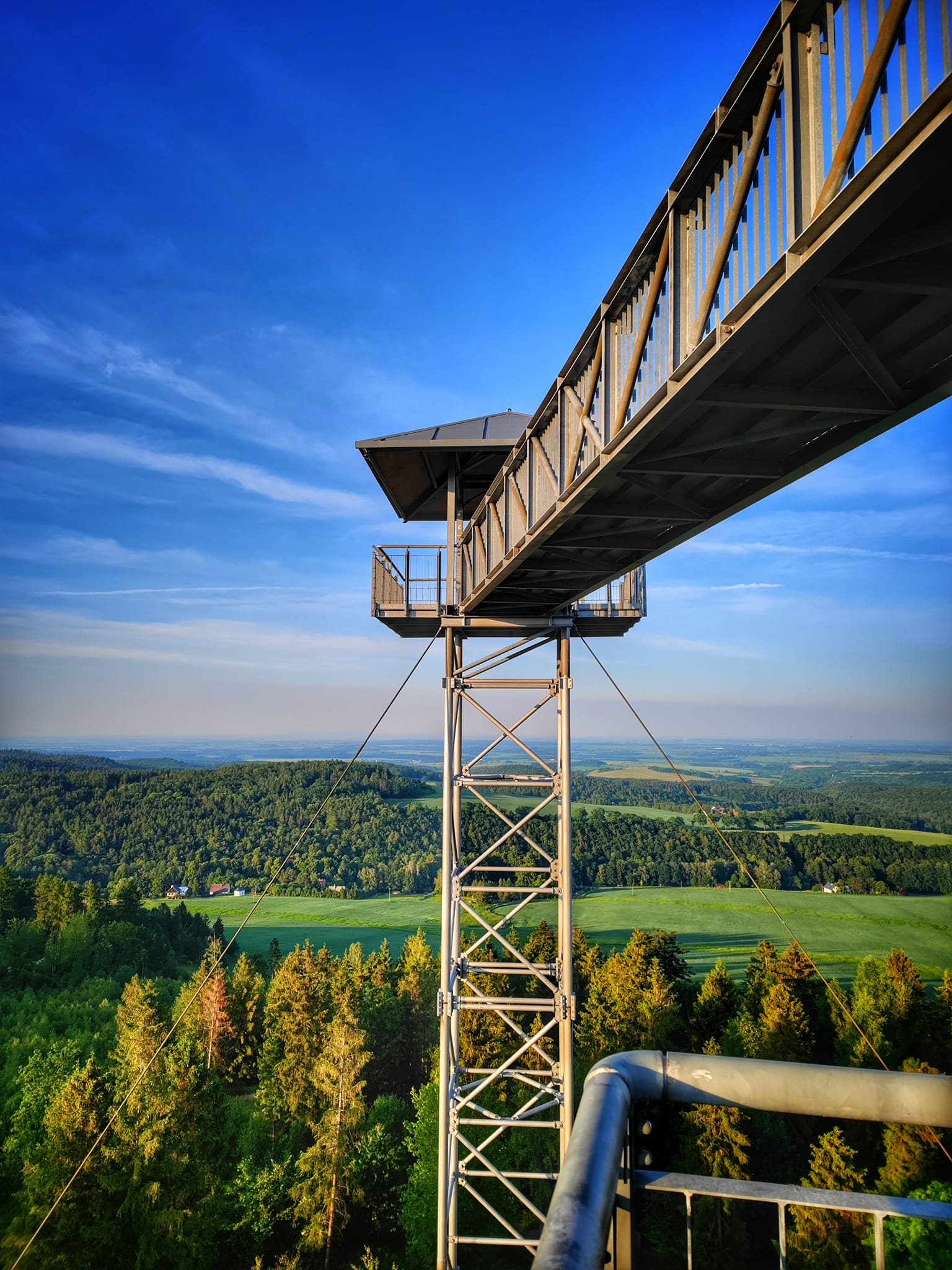 FOTOGALERIE: Rozhledna Hraniční vrch