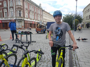 FOTOGALERIE: Koloběžkiáda na prostějovském náměstí