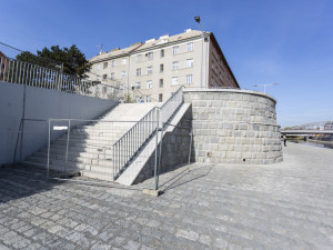 FOTOGALERIE: Náplavka v Olomouci zve k procházkám. Část nového nábřeží je ještě uzavřena