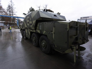 FOTOGALERIE: Šternberská Excalibur Army představila prototypy i modernizaci tanků T72 pro Ukrajinu