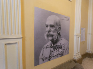 FOTOGALERIE: Dominanta Fakultní nemocnice Olomouc půjde k zemi. Jak vypadá před demolicí?