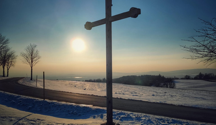 FOTOGALERIE: Procházka okolo zasněžených Rešovských vodopádů