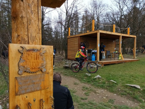FOTOGALERIE: Plumlovské traily si oblíbili i mladí bikeři