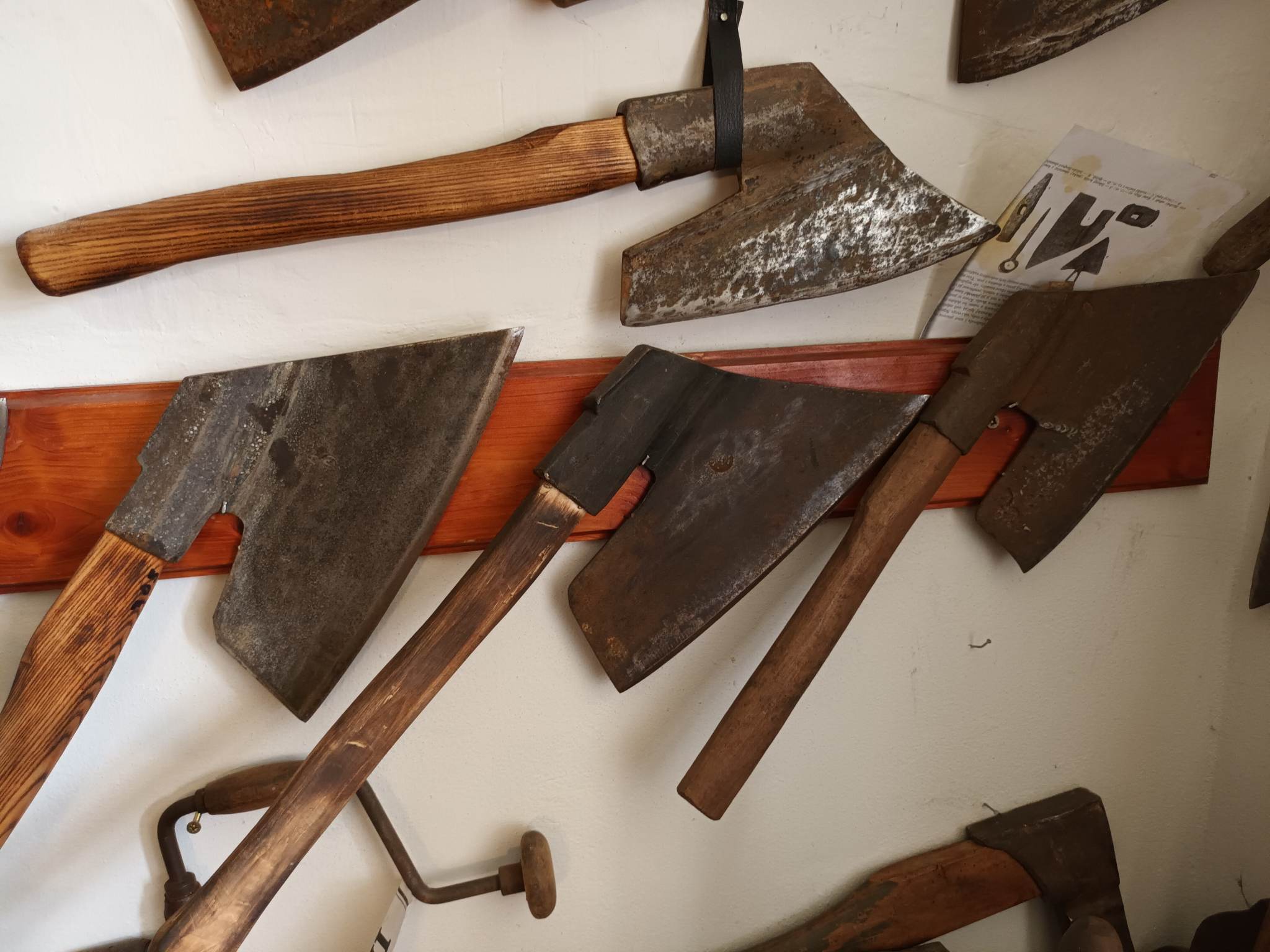 FOTOGALERIE: Muzeum v Konici představuje všechny druhy sekyrek