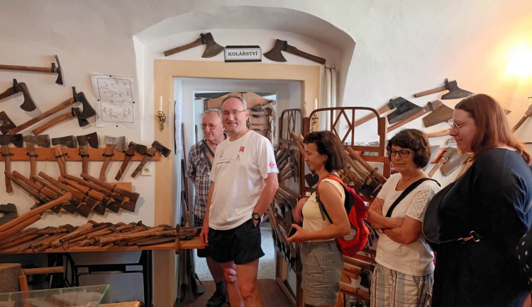 FOTOGALERIE: Muzeum v Konici představuje všechny druhy sekyrek