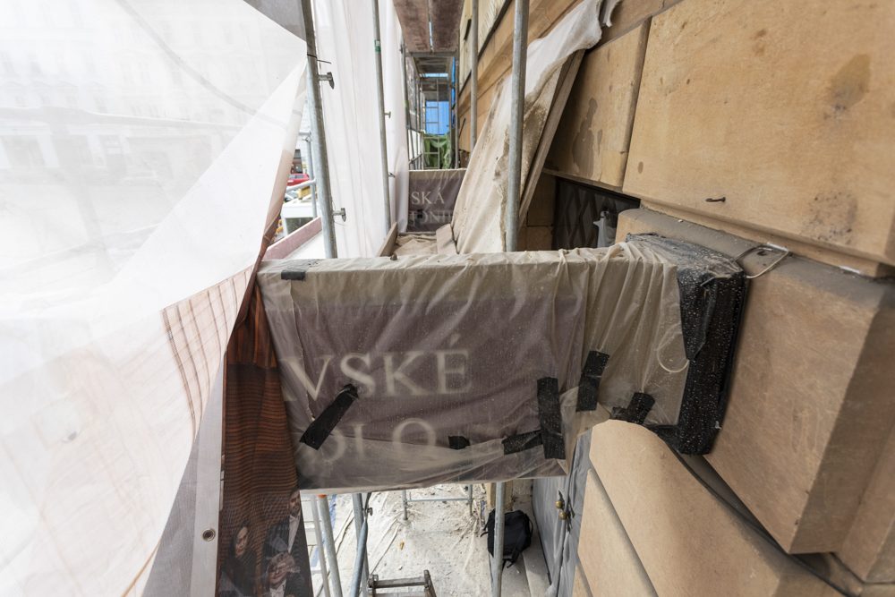 FOTOGALERIE: Historická budova Moravského divadla Olomouc prochází obnovou fasády