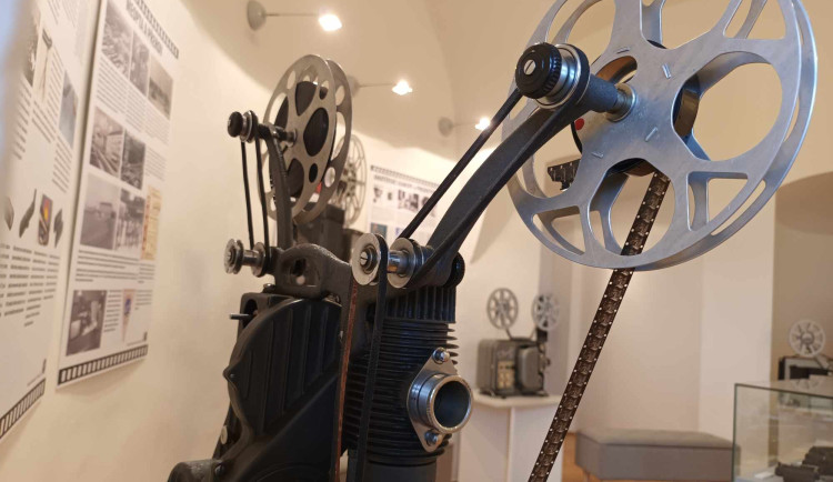 FOTOGALERIE: Devadesát let Meopty v přerovském muzeu