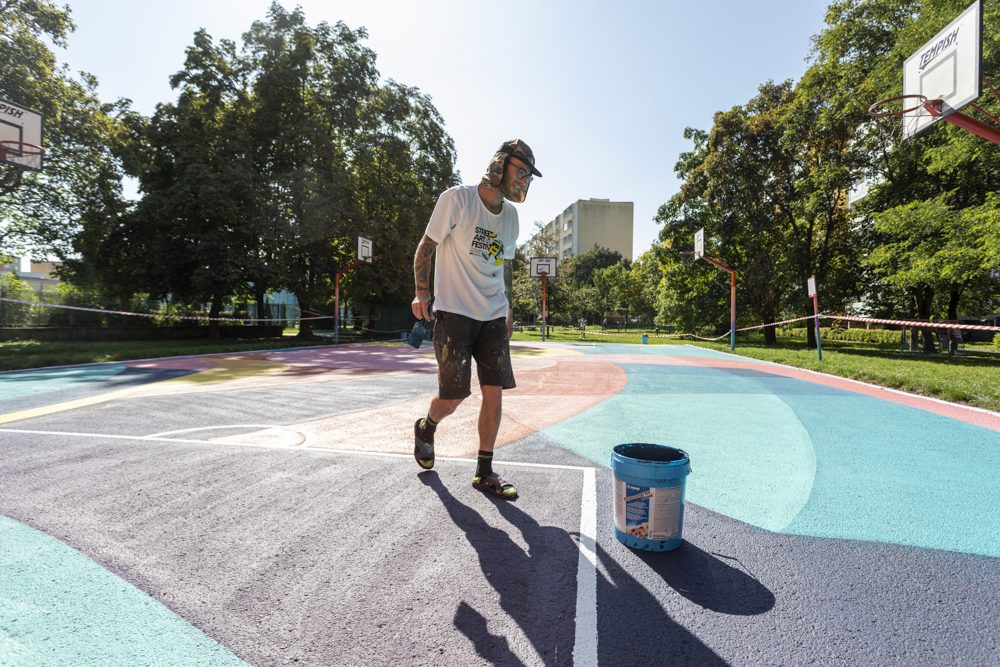 FOTOGALERIE: Street Art Festival oživil kotelny i hřiště na olomouckém sídlišti
