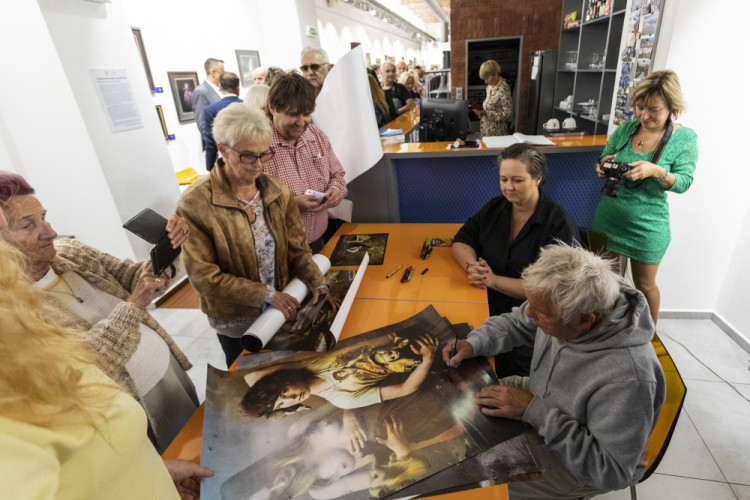 FOTOGALERIE: Slavnostní derniéra výstavy Jan Saudek 88 v přerovské městské galerii