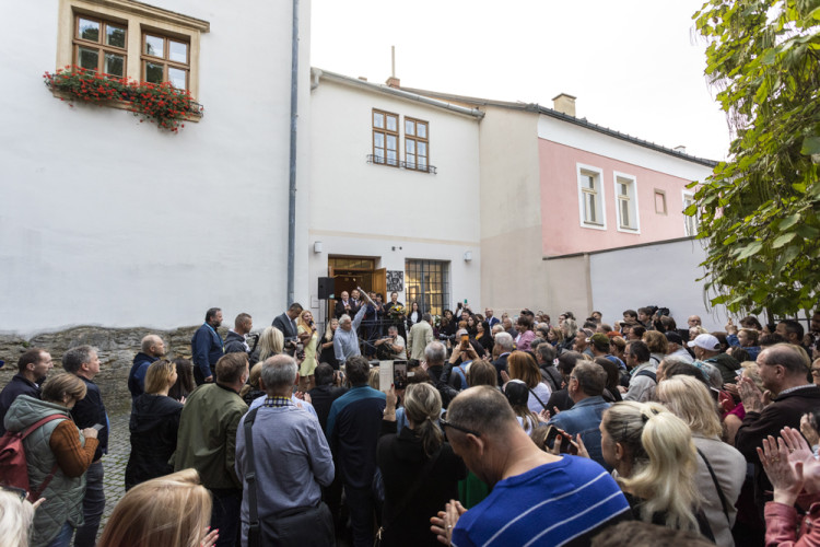 FOTOGALERIE: Slavnostní derniéra výstavy Jan Saudek 88 v přerovské městské galerii