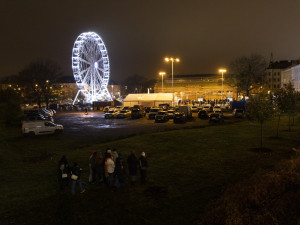 FOTOGALERIE: Vánoční trhy v Olomouci začaly, rušno bylo na náměstích i u kluziště