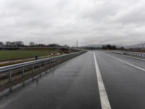 FOTOGALERIE: Obchvat Bludova za dva a půl miliardy korun je připraven pro motoristy