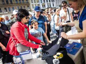 FOTOGALERIE: Muzika, kroje i souboj šéfkuchařů. Centrum Olomouce patřilo Tvarůžkovému festivalu