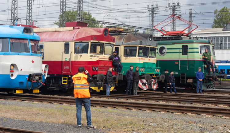 FOTOGALERIE: Konec po 50 letech služby. Vlaky Tornádo se loučí s tuzemskou železnicí