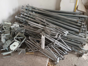 FOTOGALERIE: Vybourány jsou už tři tisíce tun stavebního materiálu