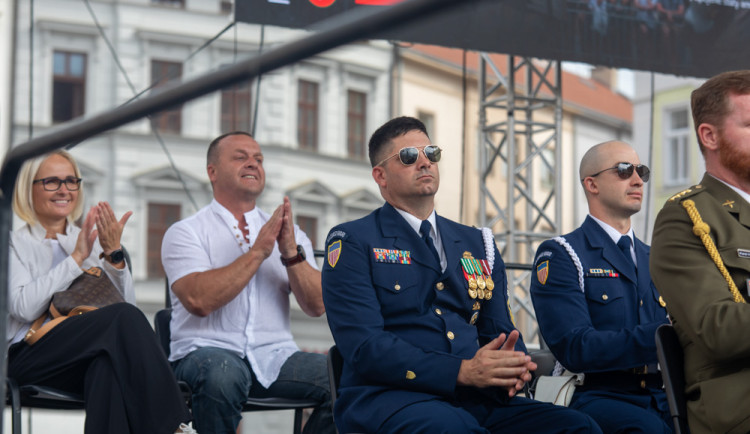 FOTOGALERIE: V Olomouci poprvé proběhla přehlídka vojenských čestných stráží DrillFest