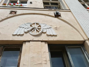 FOTOGALERIE: Správa železnic nechala místní nádraží v Prostějově zpustnout. Nyní ji převezme město