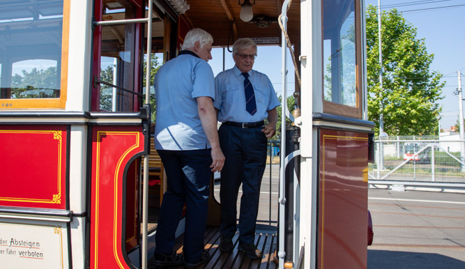 FOTOGALERIE: Unikátní historická tramvaj č. 16 může projíždět olomouckými ulicemi