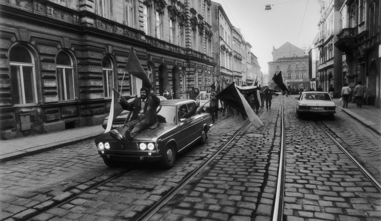 FOTOGALERIE: Sametová revoluce v Olomouci