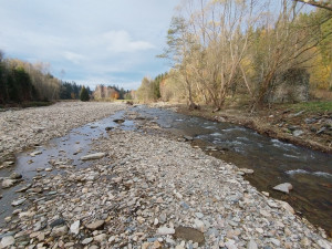 Příroda v Jeseníkách mimo území obcí při povodních vrátila řeky do své přirozené podoby a krásy. To je jediný pozitivní výsledek povodní. 4
