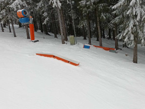 FOTOGALERIE: Snowpark na Paprsku má nové bezpečné překážky