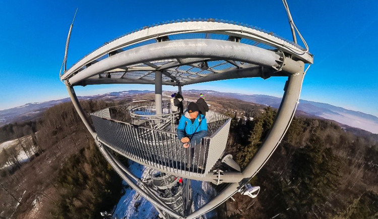 FOTOGALERIE: Nenáročný výlet v okolí Svébohova s rozhlednou a vyhlídkou