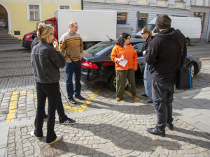 FOTOGALERIE: V centru Olomouce se natáčely kaskadérské scény filmu Když se zhasne