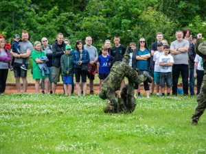 FOTOGALERIE: Den otevřených dveří v armádním areálu v Přáslavicích nabídl akční i statické ukázky