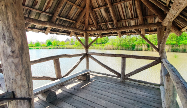 FOTOGALERIE: Rozhledna v Tučíně byla otevřená loni na podzim